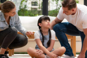 Espacio familiar adaptado para la disciplina para niños
