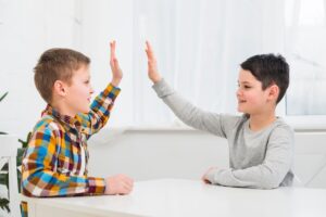 Psicología Infantil en Miami Como Crear Conexiones Profundas con tu Hijo
